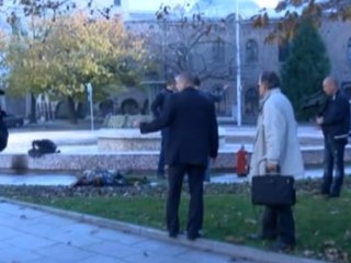 Başkanlık Sarayı Önünde Kendini Yaktı