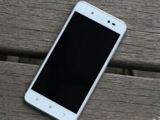 Lenevo'dan iPhone Rakip!