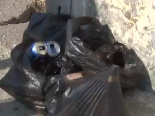 Şehitlikte İçki Alemi!