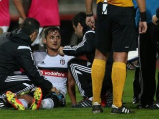 Beşiktaş'ta Yine Sakatlık Şoku!