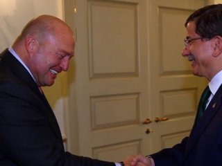 Davutoğlu Patronları Ağırladı