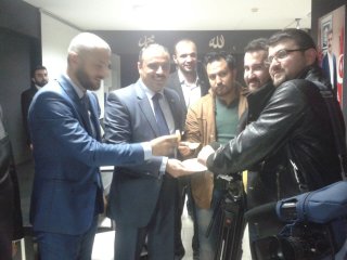 “Ayvayı Yedik” Deyip Ayva İkram Etti