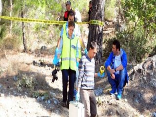 19 Yaşındaki Genç Ağaçta Asılı Bulundu