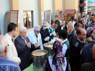 Hastaneden Aşure İkramı