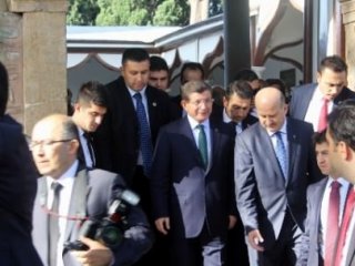 Başbakan Davutoğlu'nun Konvoyunda Kaza