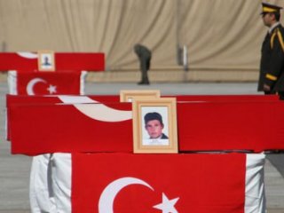 Hakkari'deki 3 Şehit İçin 1 Gözaltı Daha