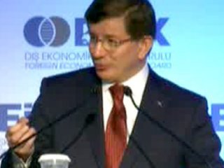 Davutoğlu DEİK'in Genel Kurulu'nda Konuştu