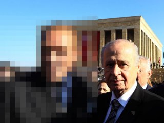 Bakın Bahçeli Kimle Selfie Yaptı?