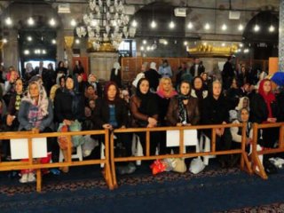 CHP'li Kadınlardan Mevlitte!