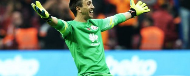 G.Saray Muslera'nın Fiyatını Açıkladı