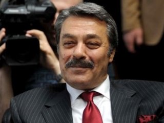 Canlı Yayında Kadir İnanır’a  “Demirtaş” Ayarı