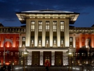 Papa'ya AK Saray Mektubu!