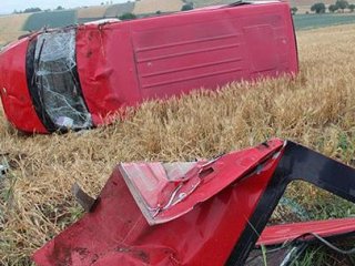 Öğrenci Servisi Kamyonla Çarpıştı