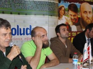 O Yönetmeni Çıldırtan Eleştiri