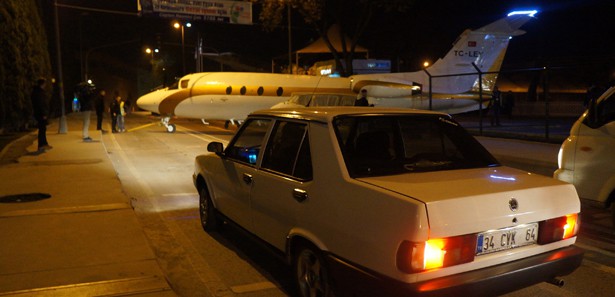 Trafikte 'uçak' gören sürücüler şok yaşadı!