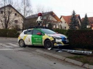 Google Maps Aracı Kaza Yaptı!