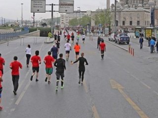 İstanbul'da Bu Pazar Yola Çıkanlar Dikkat!