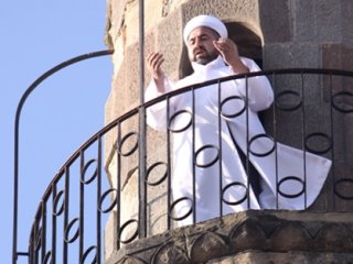 327 Yıl Sonra İlk Ezan!