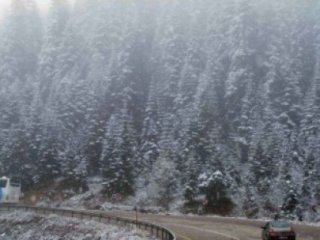 Antalya'ya Yılın İlk Karı Düştü