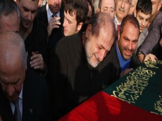 Vural'ın Eşi Tuba Vural Toprağa Verildi