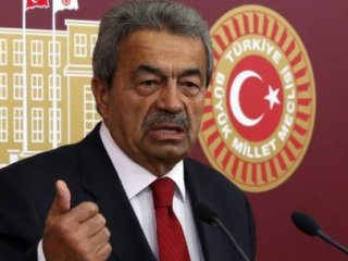 Kamer Genç'ten Tarhan'a Aşağılayıcı Sözler