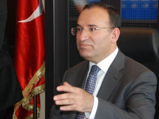 Bozdağ: 'CHP ve MHP Birleşsin'