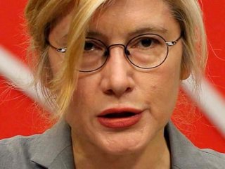 Emine Ülker Tarhan'ın Partisi Kapatılacak Mı?