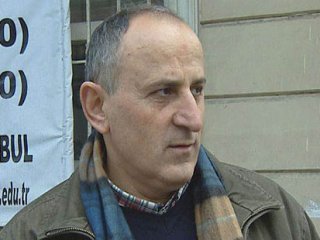 Çiçek İlk Kez Müşteki Olarak Emniyet'te