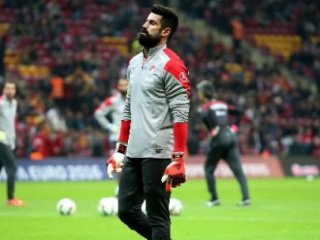 Volkan’a Küfreden Taraftarlara Şok!