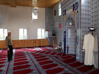 Cami İnşaatında Acele Edince Kıbleyi Şaşırdılar