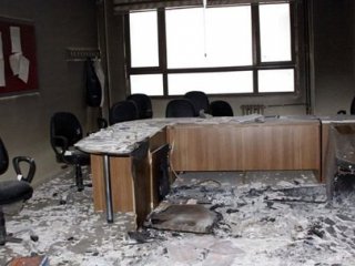 Şanlıurfa'da İmam-Hatip Lisesini Yaktılar