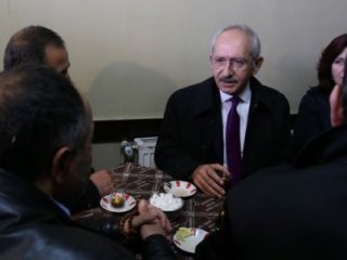 Kılıçdaroğlu Kaçak Satıcıya Destek Çıktı