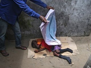 Her Geçen Gün Ölü Sayısı Artıyor