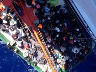 Mülteci Gemisine Kurtarma Operasyonu