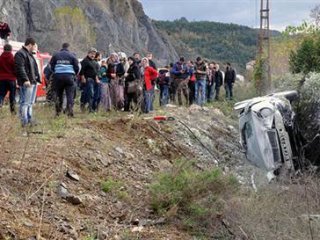 CHP'li Başkanın Ehliyetsiz Oğlu Kaza Yaptı