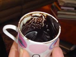 Kahve Falını 89 Yıllık Tekke Kanunu Vurdu