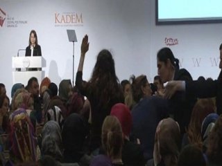 Bakan'dan O Eylemciye Jest