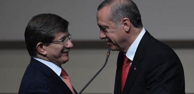 Davutoğlu Başarılı Olacak Mı? Ünlü Anketçi Açıkladı