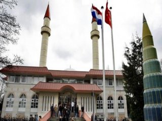 Avrupa'da Cami İstemiyorlar!