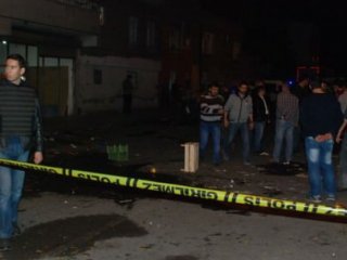 Diyarbakır'da Polise Eş Zamanlı Saldırı