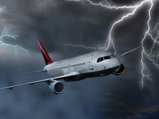 Ankara Uçağına Yıldırım Düştü