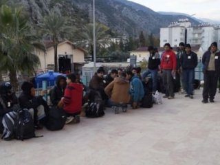 Antalya'da 101 Kaçak Yakalandı