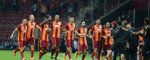 Prandelli'den sonra İki Yıldız Daha Yolcu