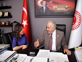 AK Parti'nin Tek Alevi Vekilinden Rakı Açıklaması