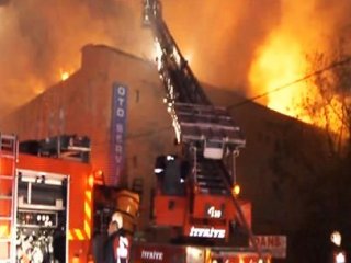 Bağcılar'da Korkutan Yangın