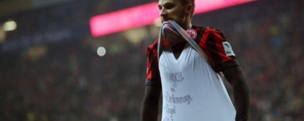 Seferovic Çok Anlamlı Hareket!