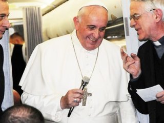 Papa Yolda Açıkladı!