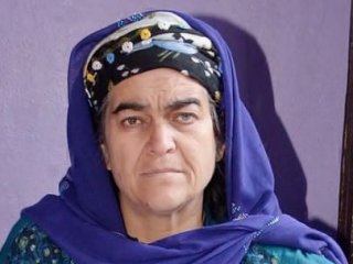 Gözlerini Görenler Şaşırıyor