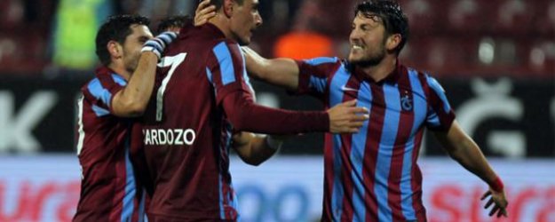 Oscar Cardozo İkinci Sıraya Yükseldi