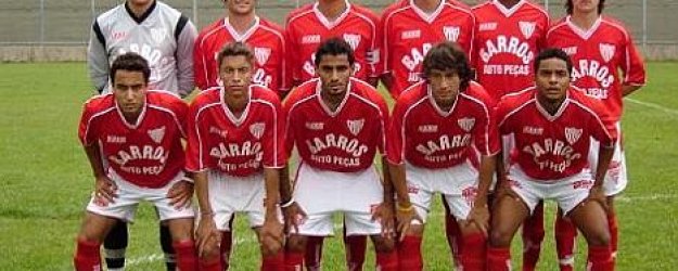 Eski Yıldız Futbolcu Kulübünü Satıyor